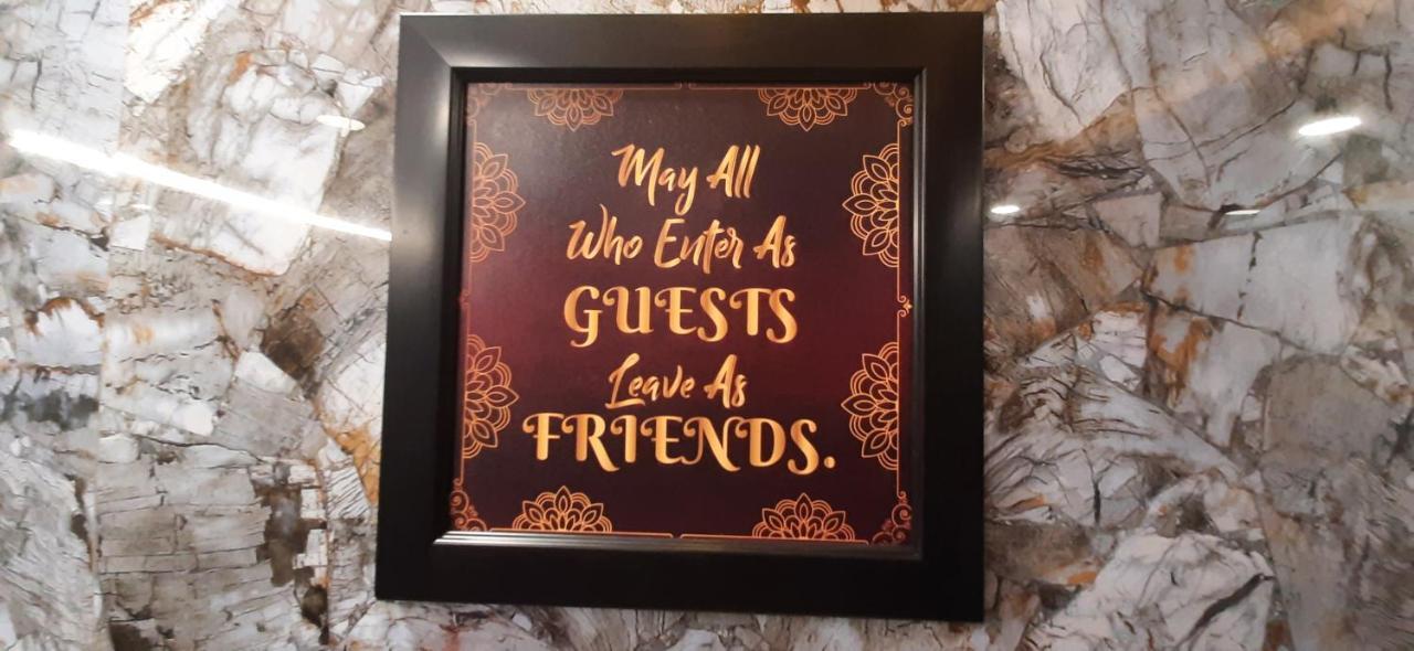 Aggarwal Luxury Room With Private Kitchen Washroom And Balcony Along With Fridge, Ac, Android Tv, Wifi In Main Lajpat Nagar New Delhi Extérieur photo